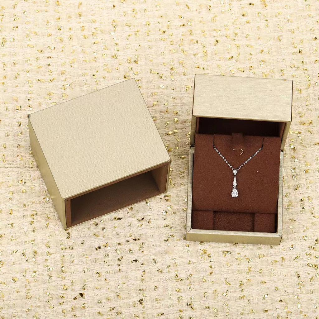 New In Trend Classical Gifts Popular High Quality Zirconia Luxury Jewelry Necklaces For Women Geometric Water Design Charms