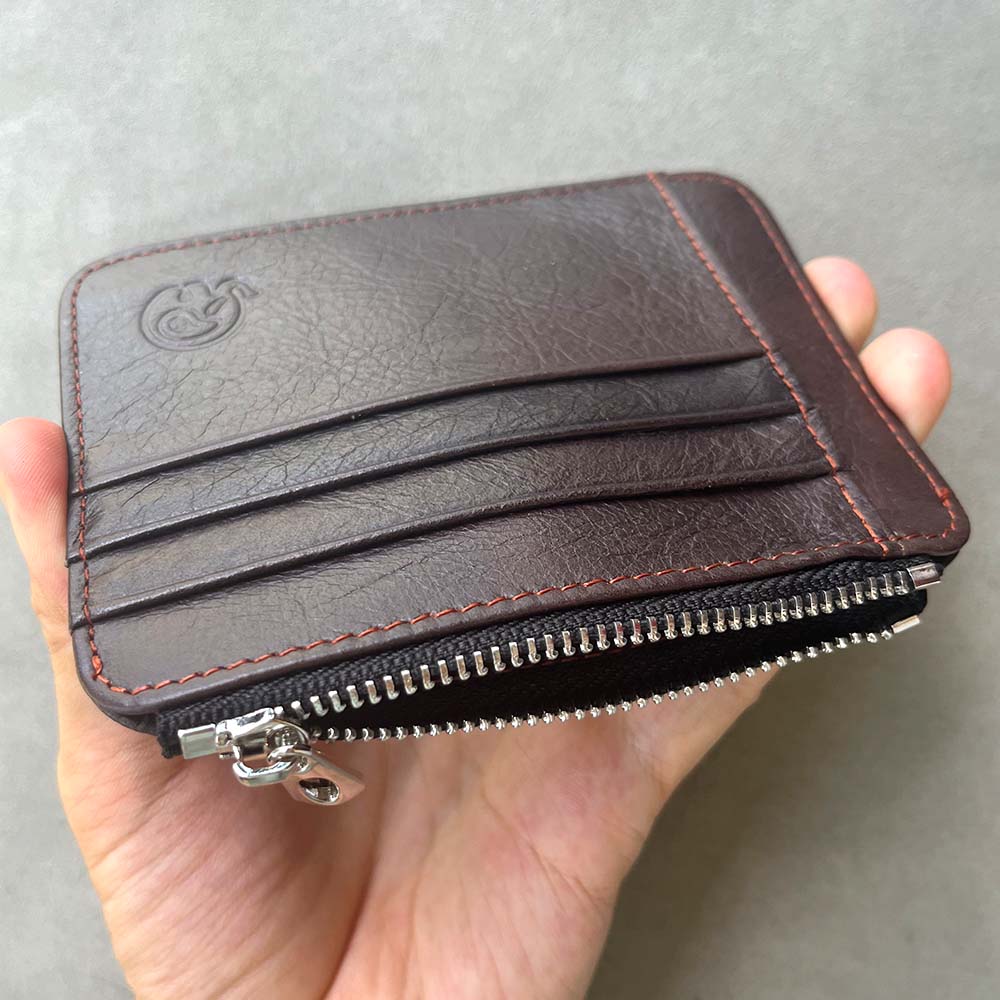 Кожаный мужской держатель для карт на молнии — фото 5