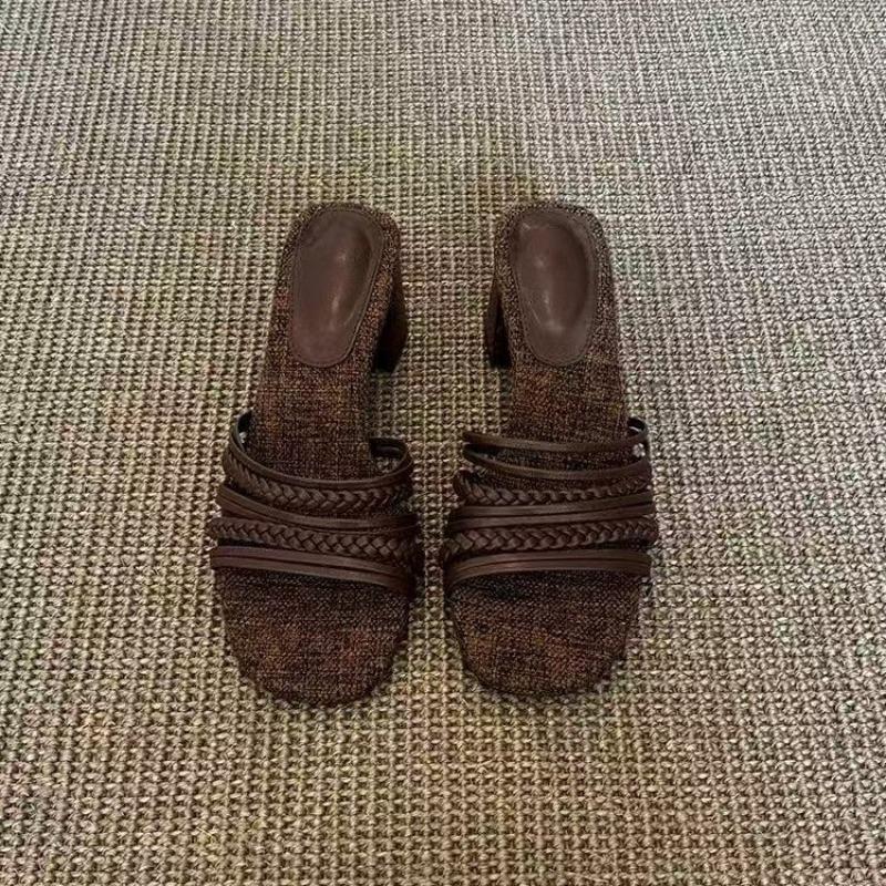 Módní Nové Venkovní Koťátkové Podpatky Moderní Pantofle Ženy Retro Pletené Jednopáskové Pantofle Ženy Ležérní Peep Toe Plážové Šaty Pantofle Ženy