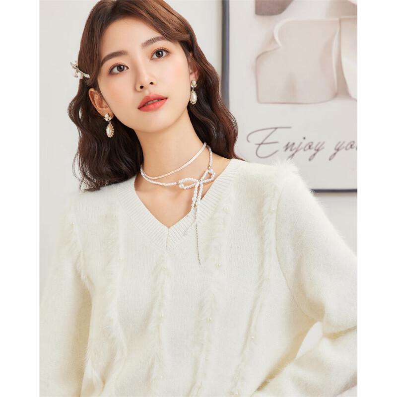 IEF Women's French Style V-Neck Knitted Top