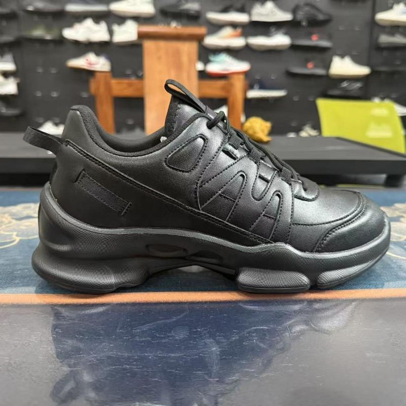 New men's shoes walking shoes black classic men's casual shoes lightweight non-slip running shoes cushioning wear-resistant sports shoes