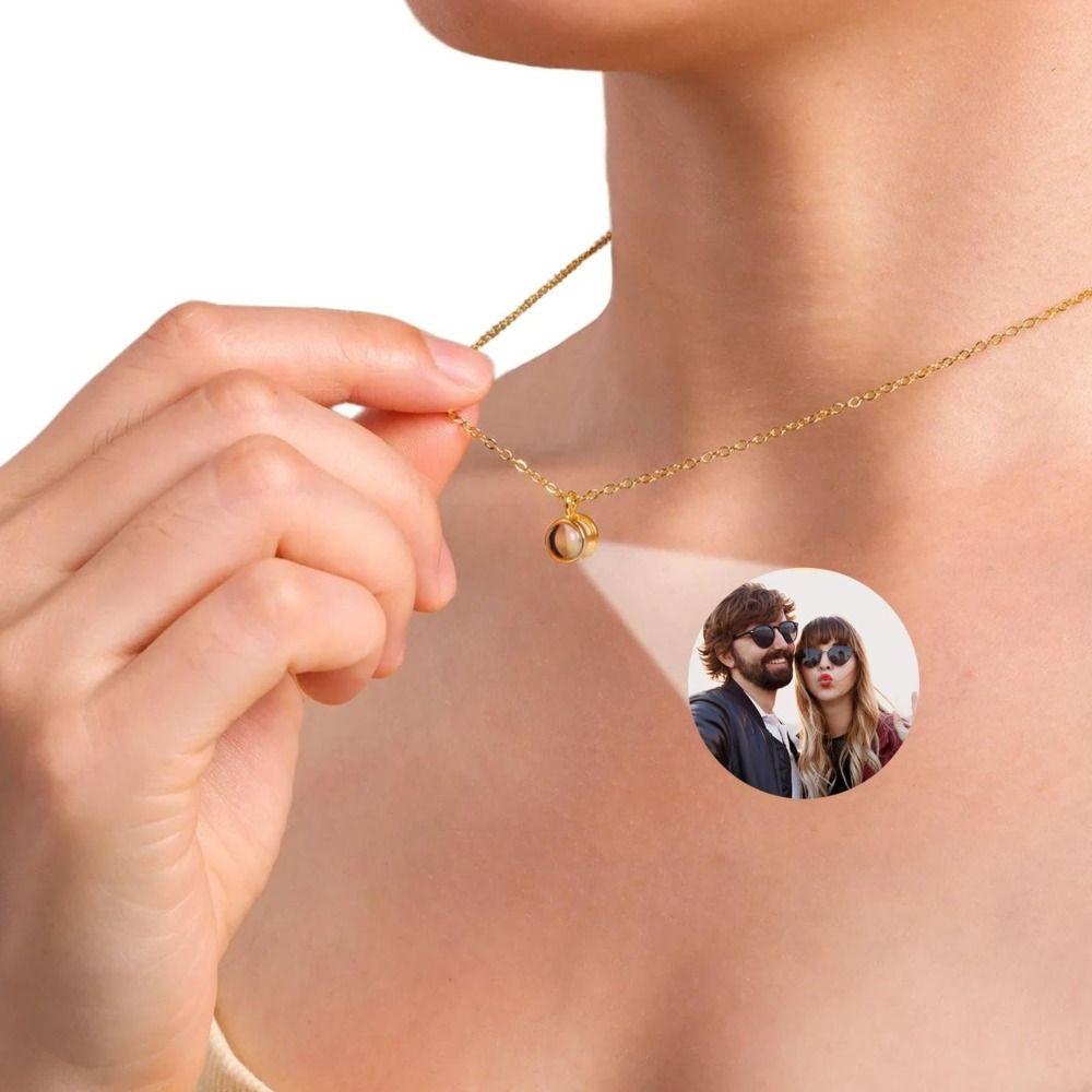 Jewelry Accessory Projection Necklace with Chain Necklace Pendants  for Wife Women Girls