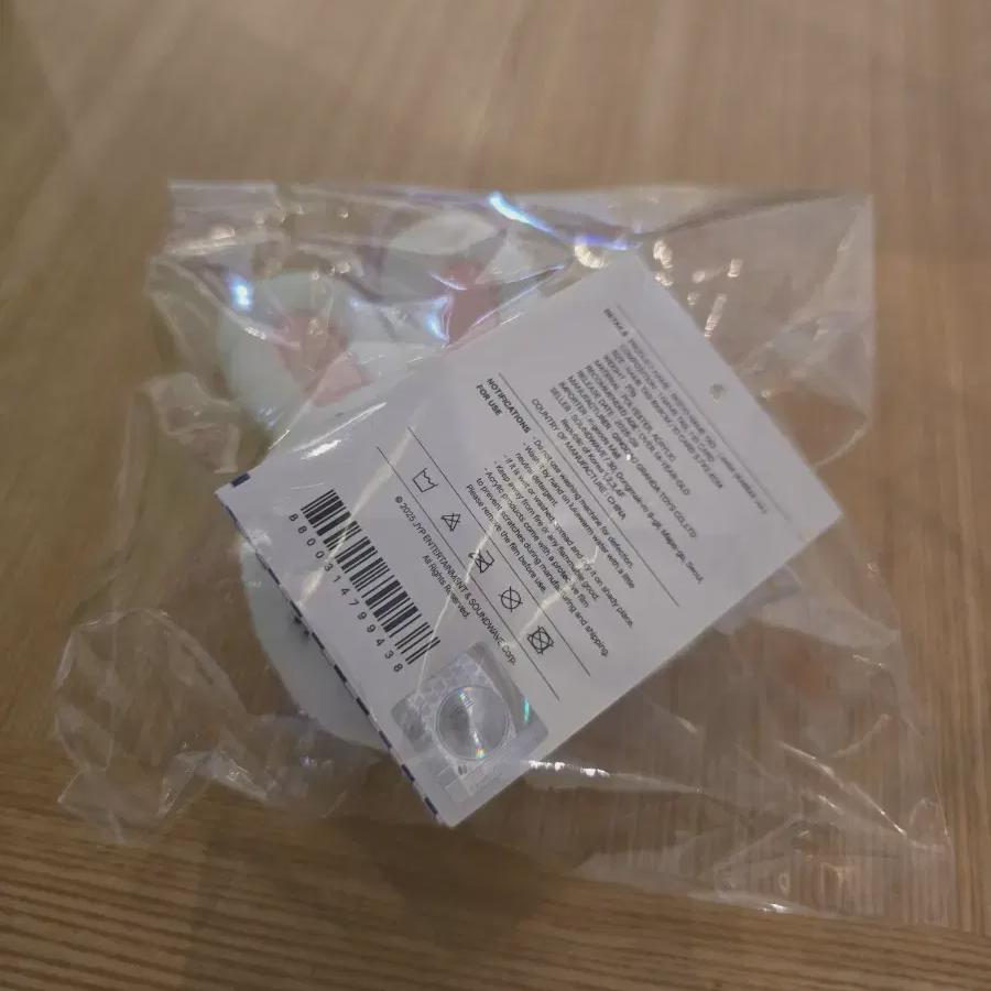 

Straykids Карма Поп-ап Магазин Неоткрытый Значок с заклепками Линоу