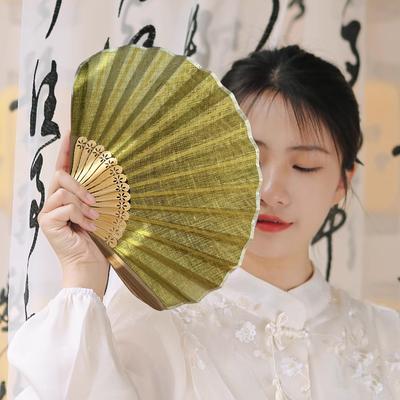 Ručně skládací ventilátor Retro ozdoba Žena Muž Taneční rekvizity Svatba Dekor do obývacího pokoje Bambus Dřevo Hedvábí Květina Skládací ventilátor