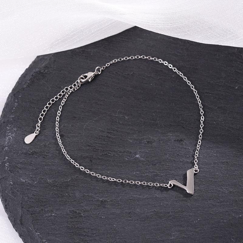Personalized Retro Box Chain Bracelet - Elegant Silver, Versatile Japanese-Korean Inspired Couple's Jewelry for Women