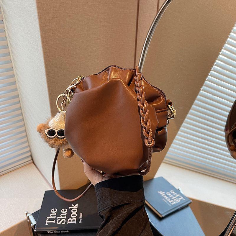 

Летняя летняя нишевая мини-сумка женская 2025 новый приход ретро маленькая круглая сумка детская карманная сумка через плечо для телефона Brown