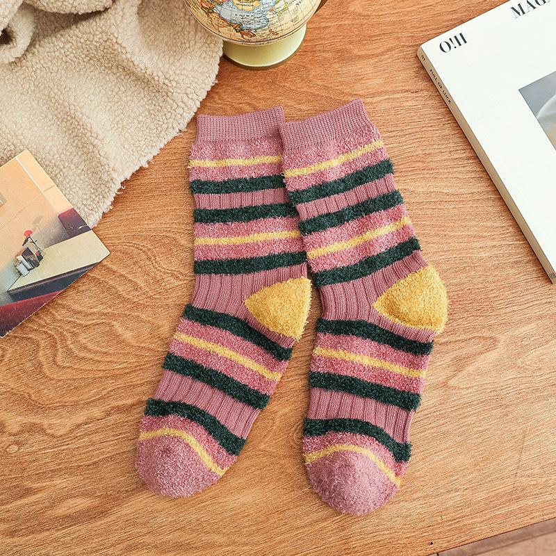 Ladies Autumn and Winter Warm Thick Lines Color Matching Color Sweet Tube Socks