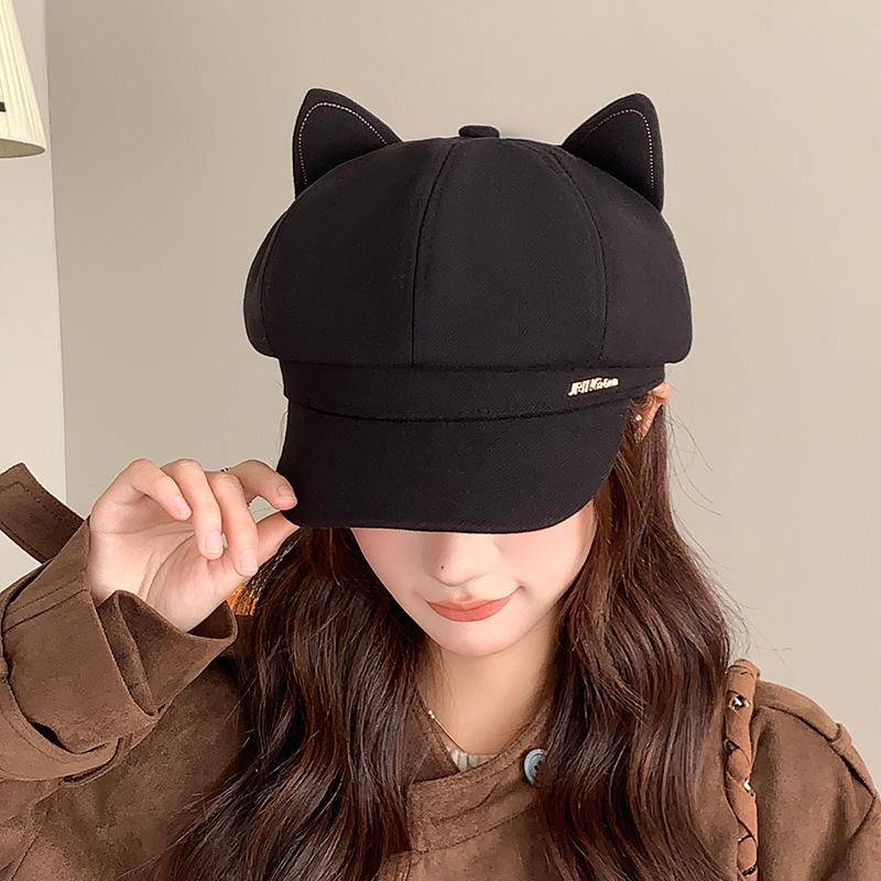 Katzenohren Buchstaben Achteckige Mütze Damen Herbst und Winter Japanische Retro Gesicht Zeigende Schiebermütze Niedliches Enten-Barett