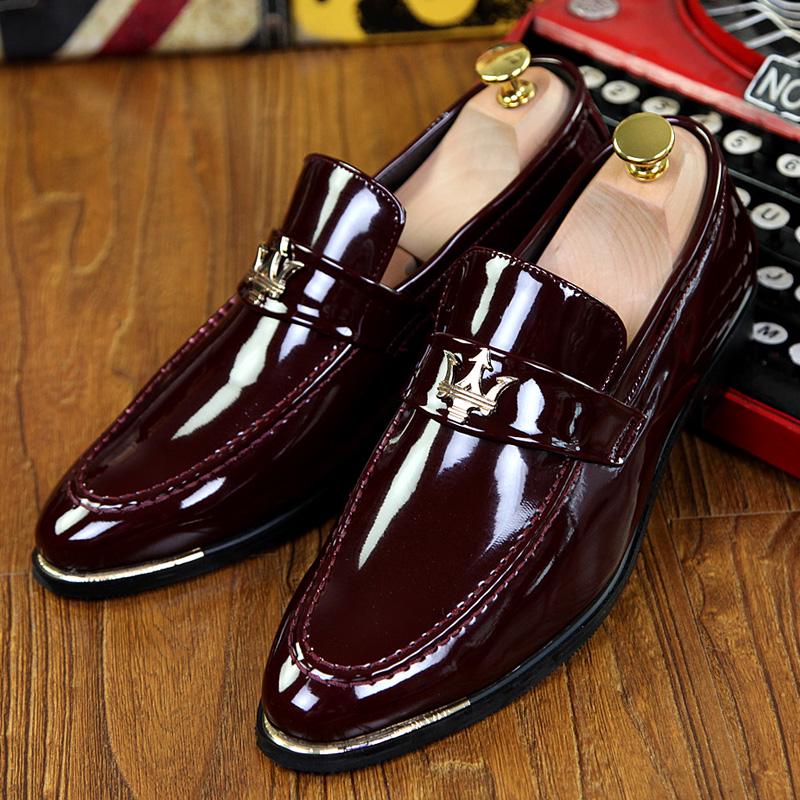 Mode Glitzernde Kleiderschuhe Mann Glänzend Lässige Lackleder Slipper Herren Trendige Slipper Rot Herren Gesellschaftsschuh Mokassins Herren