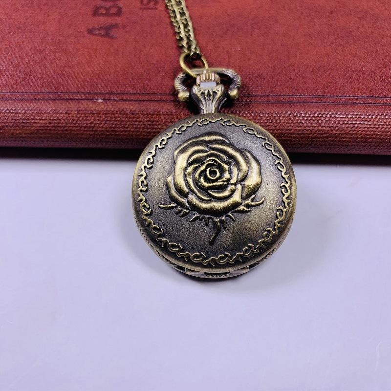 Vintage New Fashion Relief Rose Pocket Watch Bronze Color Quartz Watch On Chain Watch Necklace Woman Birthday Gifts