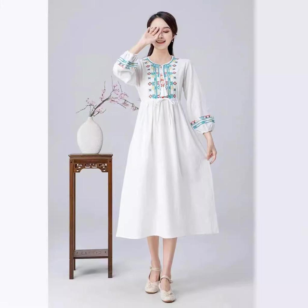 Artistic Retro White Slimming Embroidered Cotton Linen Dress