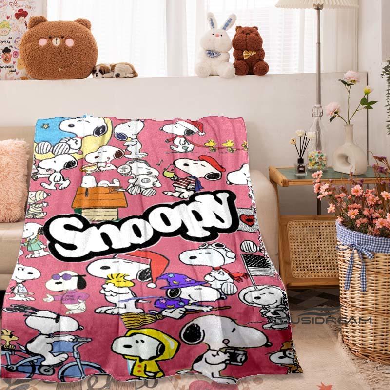 New Comic-Themed Snoopy Flannel Blanket — Ultra-Soft, Warm, and Plush Throw — Perfect for Home, Bedroom, Bed, Sofa, and Travel