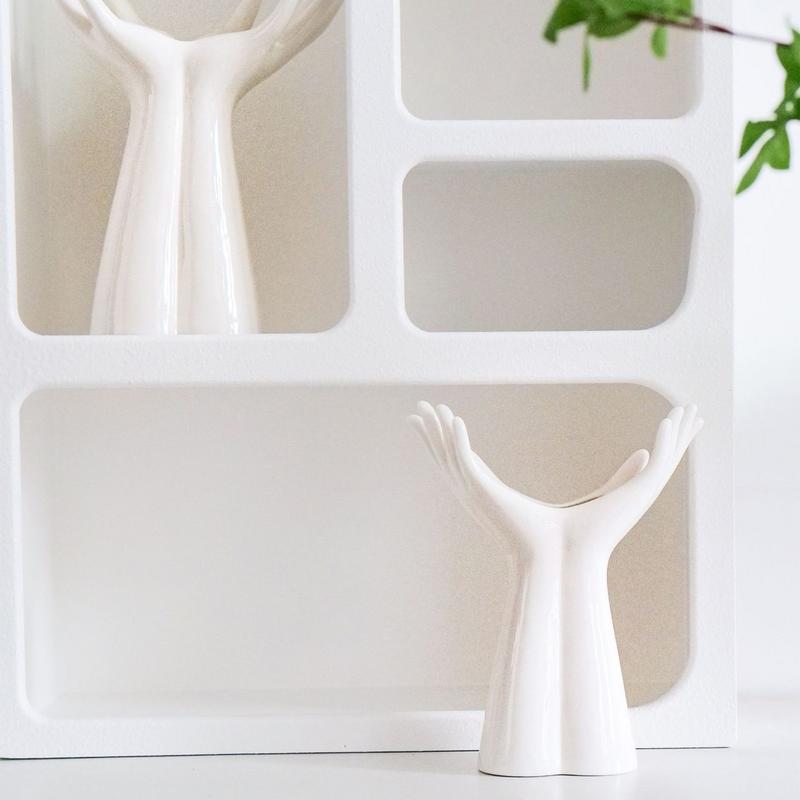 Hand Ceramics Vase Nordics Style Hand Shaped Flowers Vase Modern Home Office Decor For Creative Living Room Tabletop Ornament