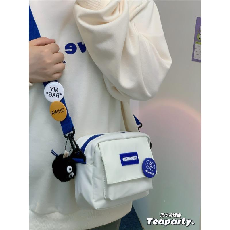 Street Shooting Simple and Versatile Messenger Bag Female, Leisure Sports Neutral Small Bag Male Student Mobile Phone Bag Tide