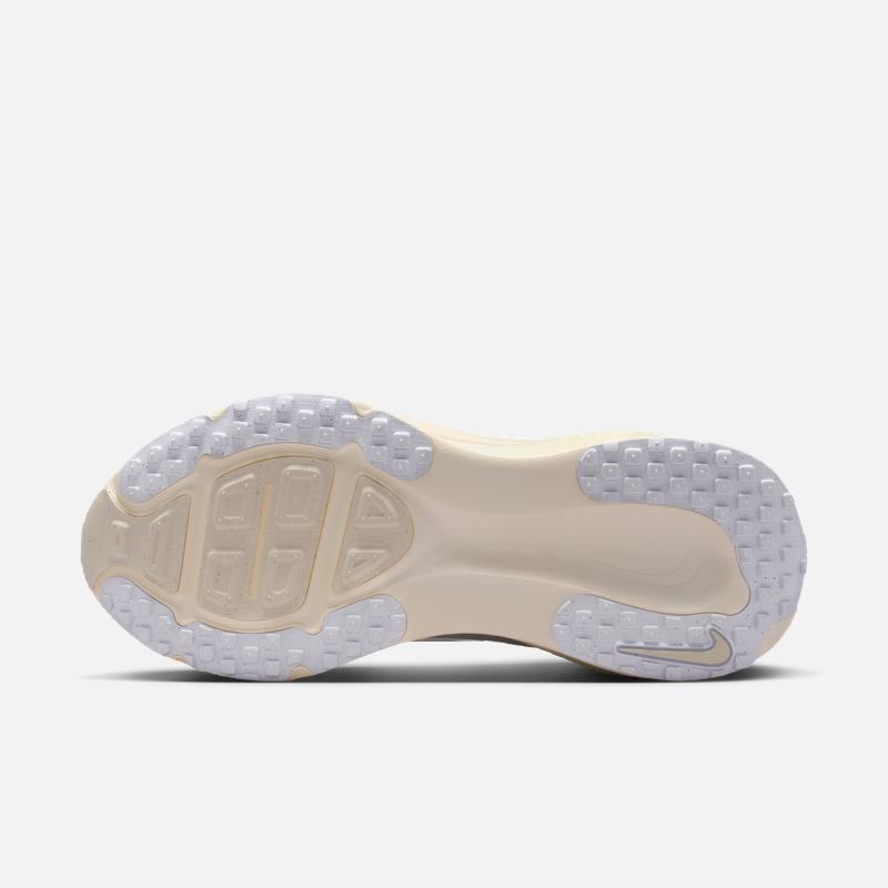 Nike Women's Breathable Road Running Shoes for Spring - NIKE VOMERO 18 IO9915