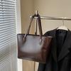Large-capacity bag women's autumn and winter simple and versatile single shoulder mother and child bag 2025 new leisure work commuter tote bag