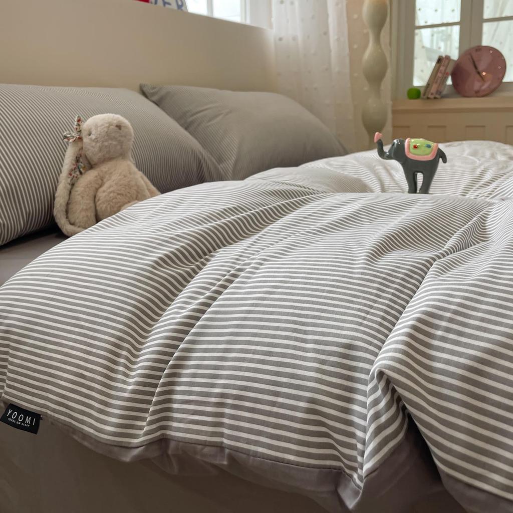 New 100% Cotton Simple Stripe Bedding Set – Includes Duvet Cover, Fitted Sheet, and Four-Piece Set for Dorms