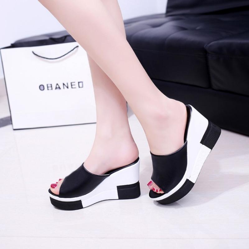Women's Waterproof Platform Fashion Non-slip New Korean Version Slope Heel Slippers Summer Versatile Thick-soled High Heels