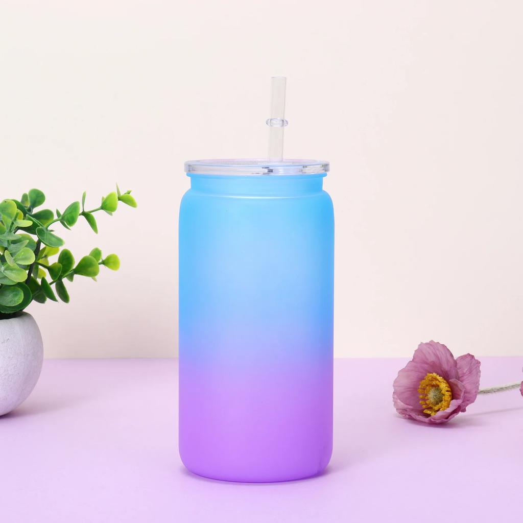 16oz Farbverlauf Becher mit Strohhalm - Sturzsicher Tragbare Kunststoff-Wasserflasche Praktischer Hitzebeständiger Sublimationsbecher für Zuhause & Outdoor