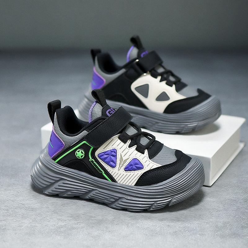 

Легкие кроссовки для мальчиков и девочек 2025 осень новые кожаные кроссовки на липучках детские кроссовки для бега модная обувь 37 чёрный