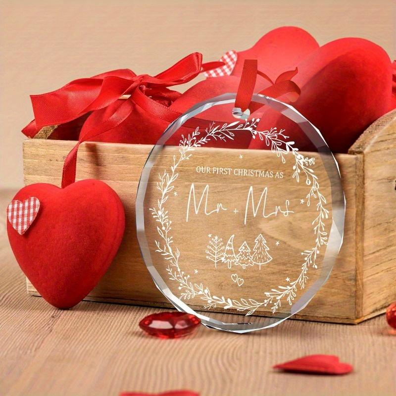 1pc/2pcs Our First Wedding Ornament, Just Married ,Glass Xmas Tree Decoration Gift, Christmas Party Holiday Gift Decor Memorial Christmas Prent