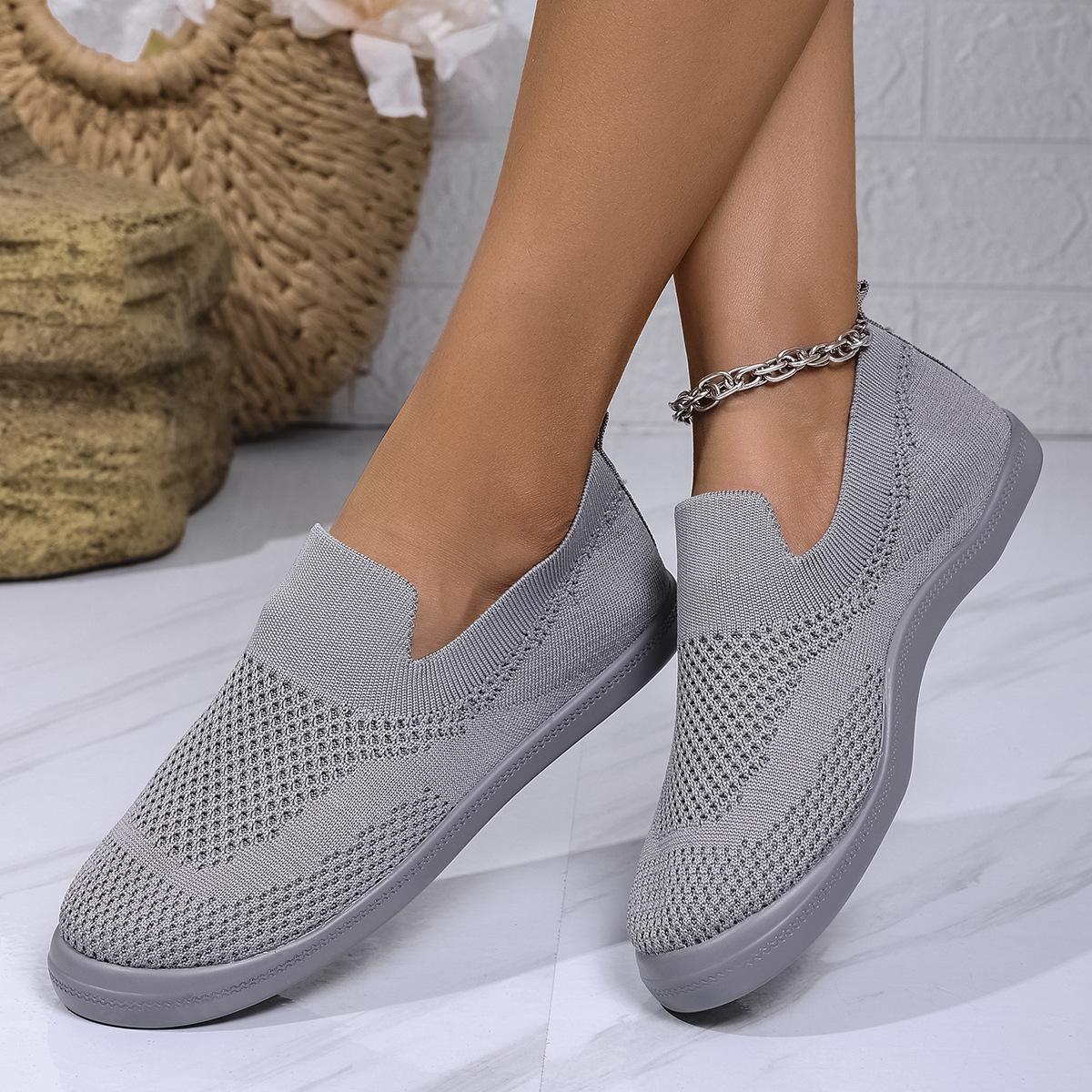 

Lazy fly-woven breathable foot casual shoes autumn new large size flat bottom outdoor soft sole single shoes women 42 сірий колір