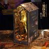 Jiate DIY Rincón de Libros de Detective en Miniatura Kit de Construcción de Modelo de Pisapapeles 3D Regalo de Cumpleaños