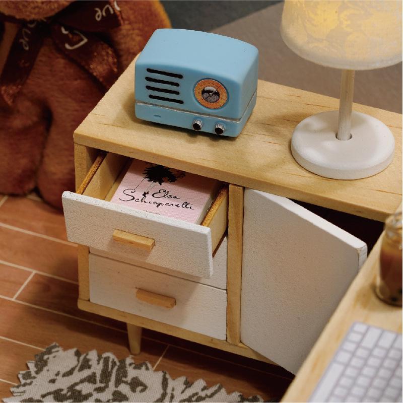 Zhiquwu Mini DIY Dollhouse: Sunshine Study Room - Handmade Architectural Model Toy for Kids