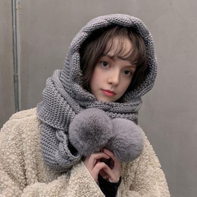 2 in 1 Mütze und Schal Set Winter Strick Kapuzenschal Weich Warm Häkelmütze Schal Set mit Kunstfell Pompom Ball für Kaltes Wetter