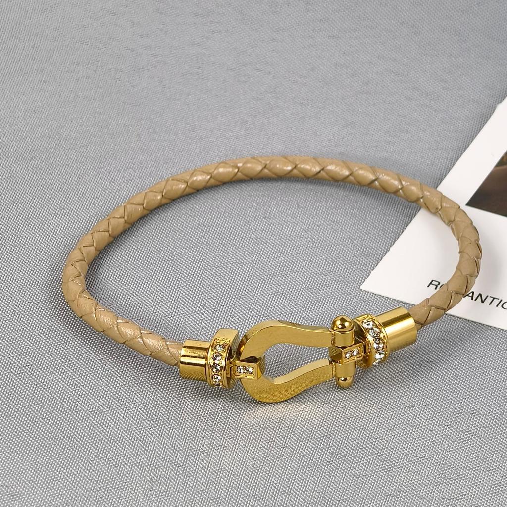 2026 Red Rope U-shaped Fred Micro-inlaid Half-brick Leather Rope Horse Buckle Hoof Non-fading Bracelet