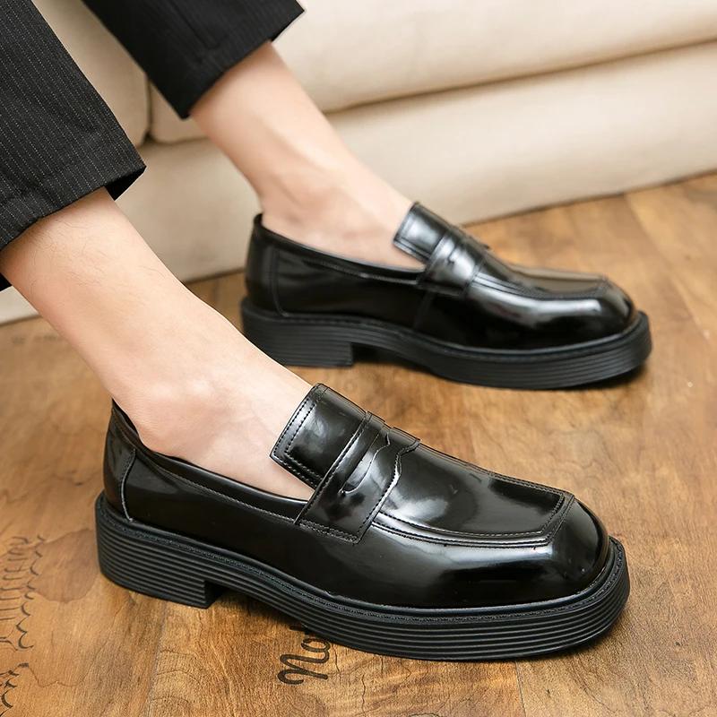 Designer's New Men's Shiny Leather Shoes Thick Sole Loafers Men's Party Dress Shoes Business Casual Shoes Free Delivery