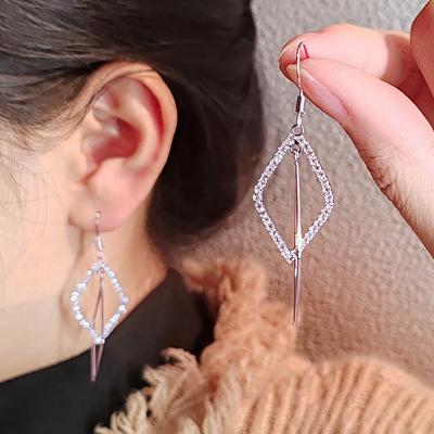 Brincos personalizados com diamantes temperamento coreano brincos longos de gancho de orelha femininos joias versáteis femininas