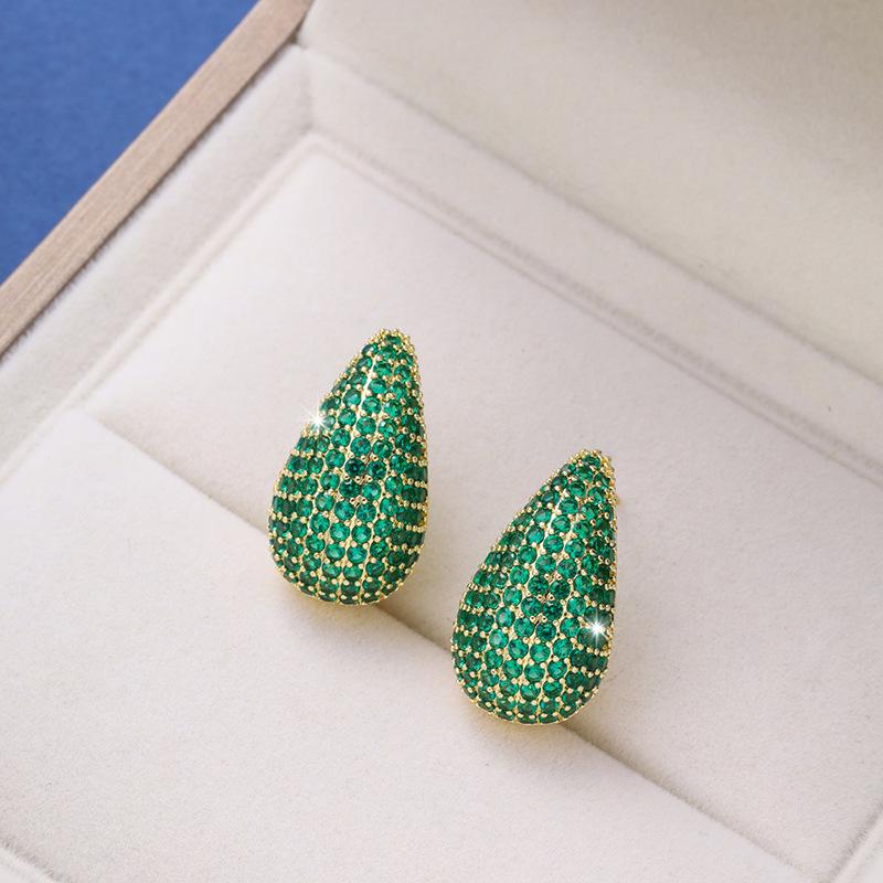 Elegant Teardrop Micro-Pave Diamond Stud Earrings for Women - Luxurious and Sparkling Accessories