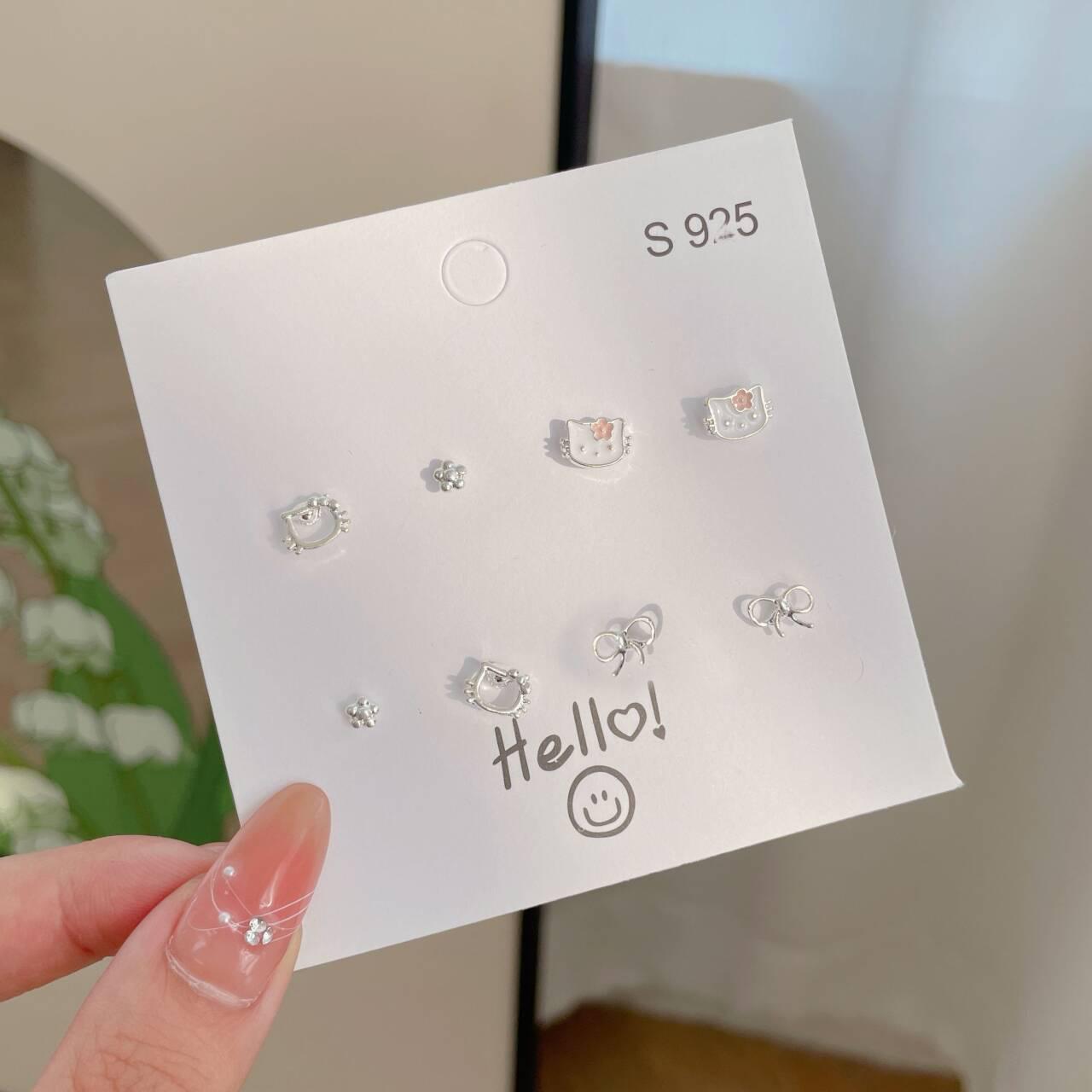 

Minimalist Geometric Earrings Set: Four-Piece Silver Needle, Daily Versatile Design for Women