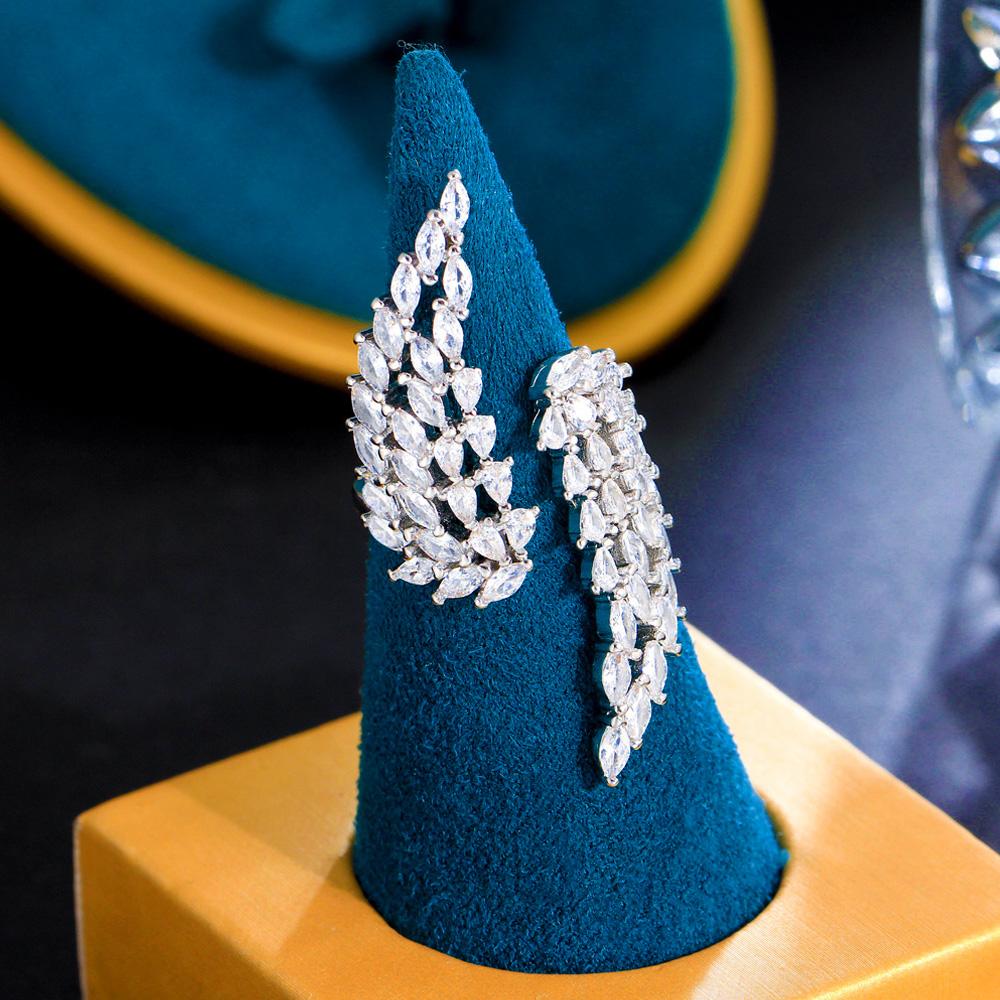 

CMM модное блестящее белое кольцо с крыльями ангела с кубическим цирконием и открытой манжетой, регулируемое длинное кольцо на палец для женщин, свадебный вечер серебряный