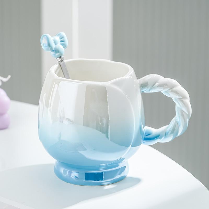 

Кружка Цветок Высококачественная Керамическая Чашка Бытовая Чашка для Кофе Завтрака Чашка для Воды Подарок на День Рождения Девочки Сувенир 301-400ml