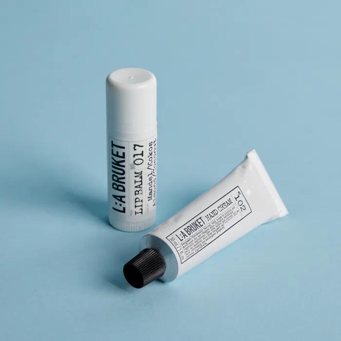 Choose 1 Lip Balm 14g + Hand Cream 30ml (free)