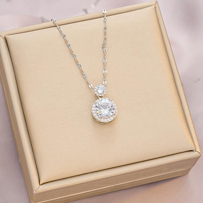 

Винтажное ожерелье из титановой стали с цирконием: Уникальное и универсальное модное решение для женщин.