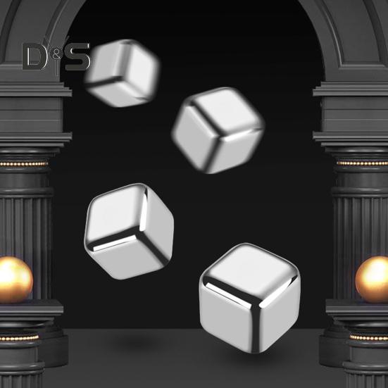 Nerezová ocel 4 ks kostky ledu Potravinářská vysoká odolnost Mražené ledové kameny Koule Whisky Pivo Chladič chladiče Příslušenství