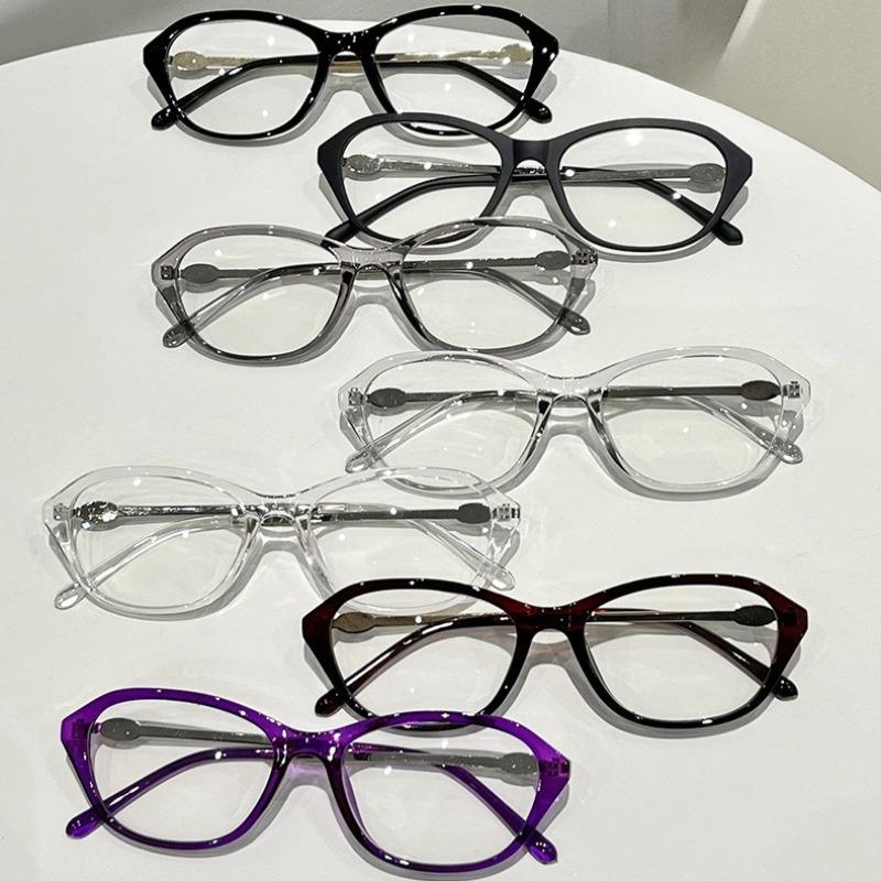 Y2K Photochromic Myopia Glasses Cat Eye Oval Frame Glasses Lenses That Can Change Color Under Sunlight Neutral Myopia Glasses