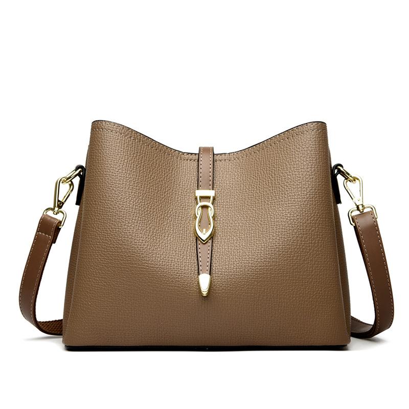 Large Capacity Bag, Single Shoulder Bag, New Stylish Women's Crossbody Bag, Simple and Versatile Bucket Bag