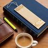 Segnalibro in legno con scomparti funzionali, tracker di lettura, accessorio elegante per libri, agenda di lettura, regalo per lettori.