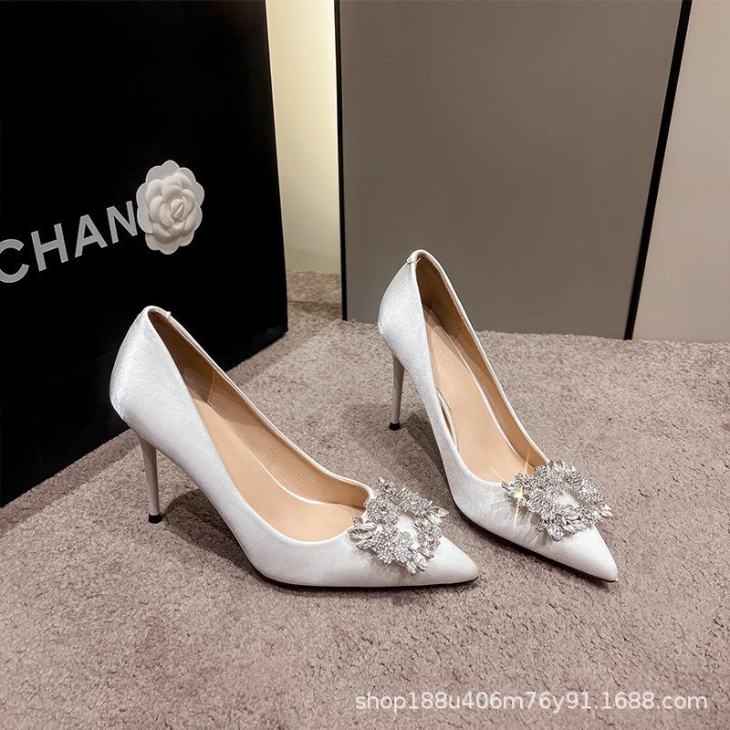 [Spot] Black high heels, high-end sense, professional temperament, Muse fan with dress, not tired feet, thin heels, single shoes