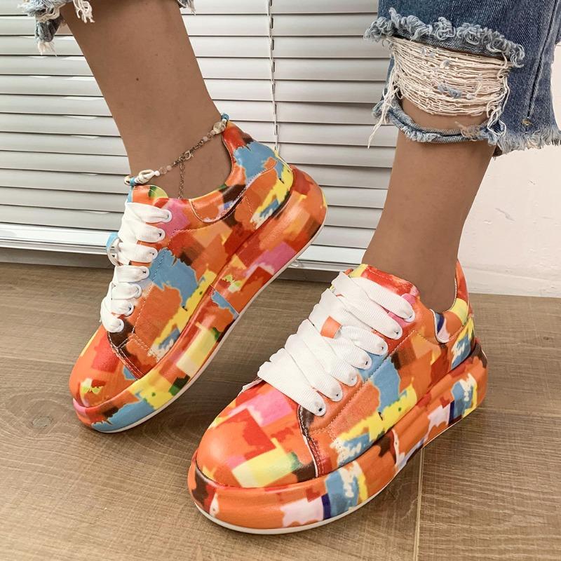 Fashion Women's Casual Sneakers 2025 Fashion New Painted Graffiti Lace Up Sports Shoes for Women Flat Pu Leather Ladies Running Shoes