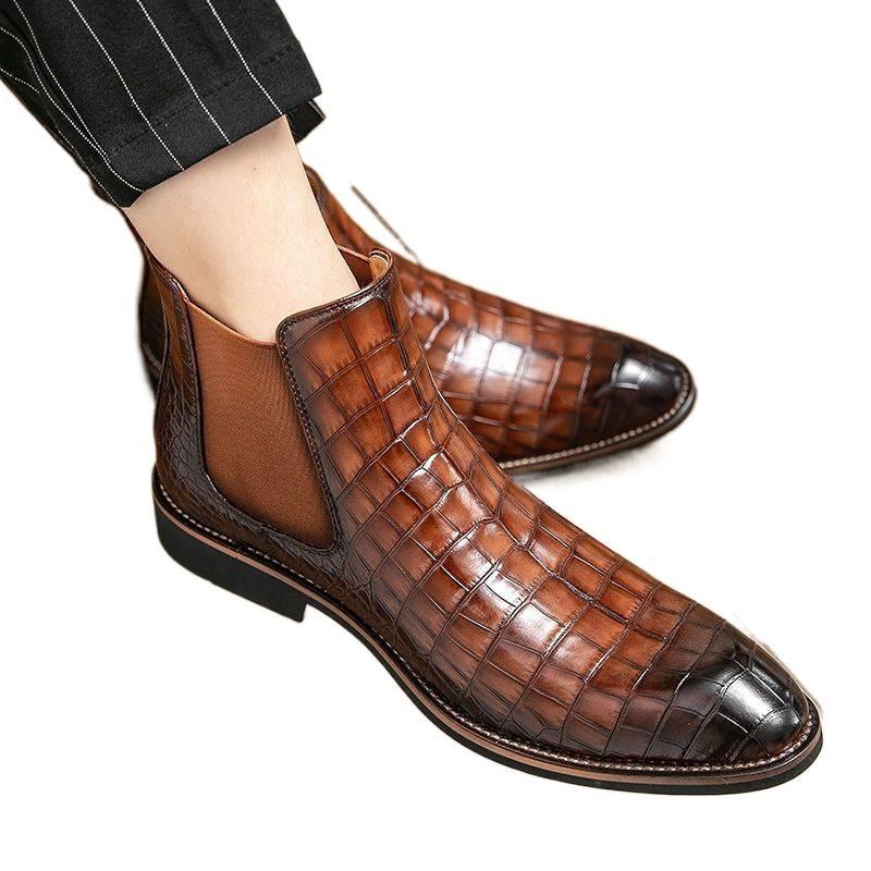 Men's Pointed Toe Chelsea Boots – Vintage Crocodile Pattern, Genuine Leather Slip-On Ankle Boots, Mid-Top British Style.
