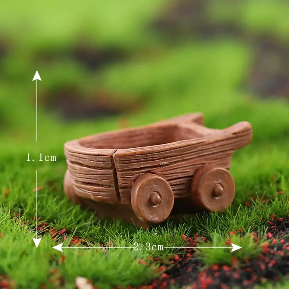 Cartoon Carrot Rabbit Figurines Realistic Resin Bunny Micro Landscape Ornaments Handmade Mini Mini Carrot Decoration Outdoor