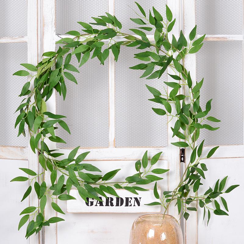 Artificial Rattan Creeping Fig, Pothos & Ivy Vine Decoration