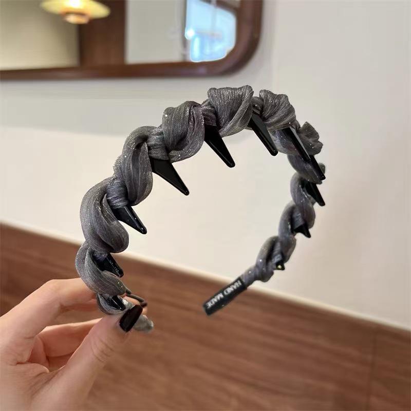 Luxury Rhinestone Star & Butterfly Non-Slip Headband for Women 2025 - Perfect for Outings and Hair Control