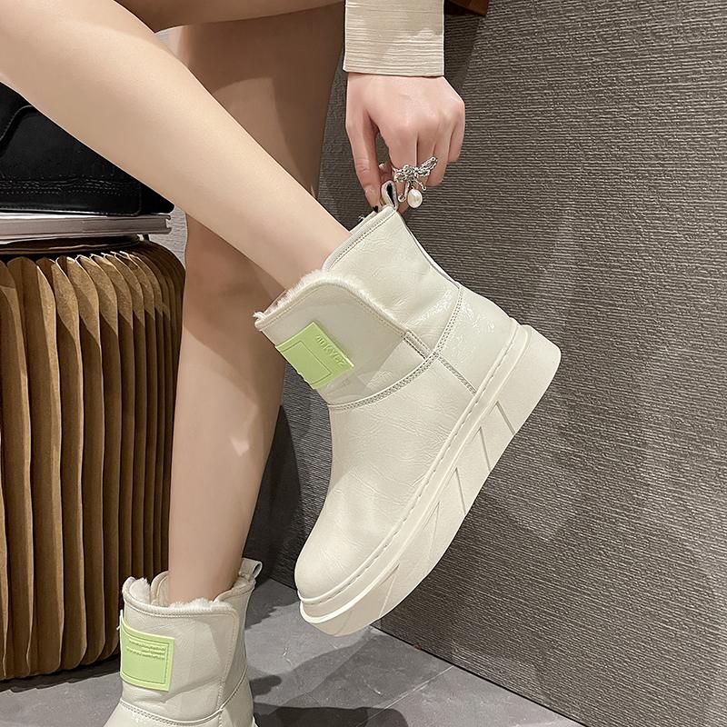 pull on snow boots womens