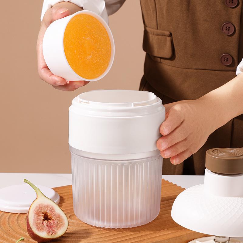 Hand-Cranked Shaved Ice & Smoothie Maker for Home Use